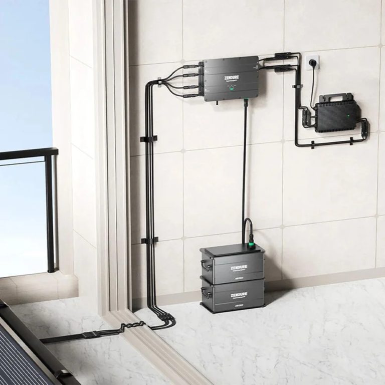 Produktbild Zendure Super Flat MC4 Cable - Installationsbeispiel