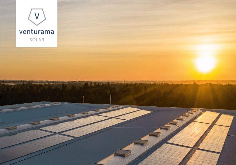Venturama Titelbild von Montageset - Schrägdach/Ziegeldach - für ein PV-Module (hochkant)