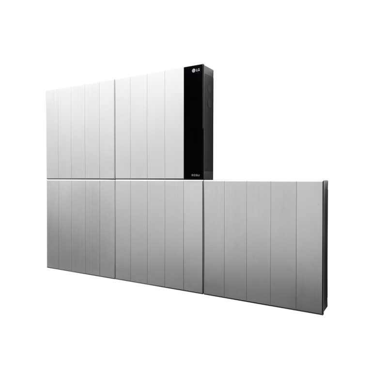 Produktbild zeigt LG Resu Flex 17.2 kWh Batteriespeicher (Batteriemanagement-Einheit und vier Batteriemodule)