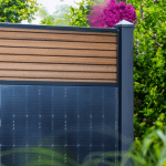 Imagebild: FlexPvence Zaunfeld im Garten
